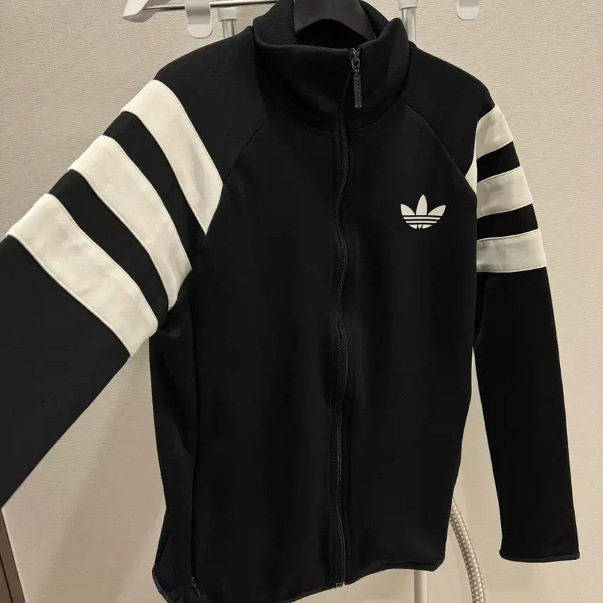 [BUNJANG] Adidas Track Top Jersey Zip-up Size 100 / 아디다스 트랙탑 져지 집업 100사이즈