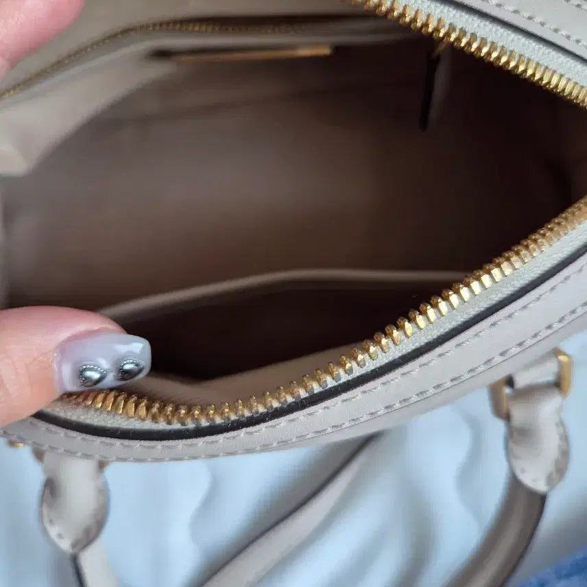 [BUNJANG] Joy Gryson Audrey Tote Bag / 조이그라이슨 오드리 토트백