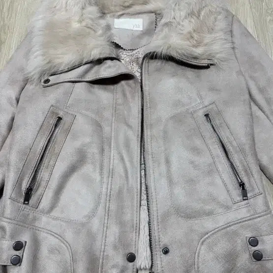 [BUNJANG] YSB Beige Fur Mustang Jacket / ysb 베이지 퍼 무스탕 자켓