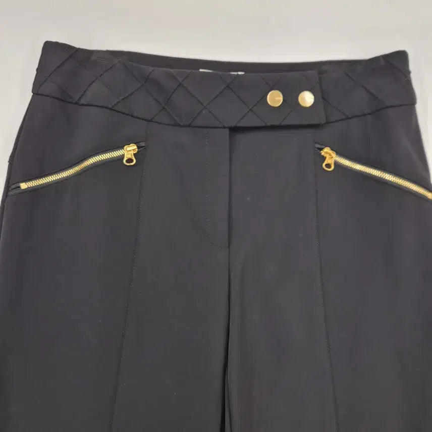 [BUNJANG] ESCADA Black Quilted Zipper Pants / ESCADA 블랙 퀼팅 지퍼 팬츠
