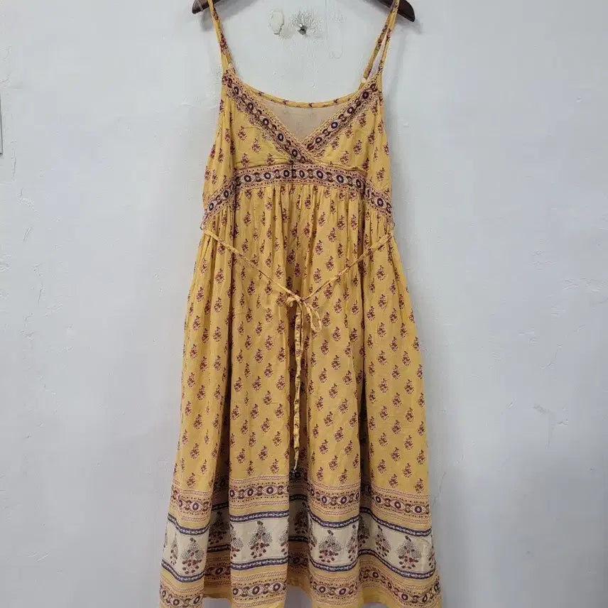 [BUNJANG] Nicole Yellow Ethnic Pattern String Dress / Nicole 옐로우 에스닉 패턴 끈 원피스