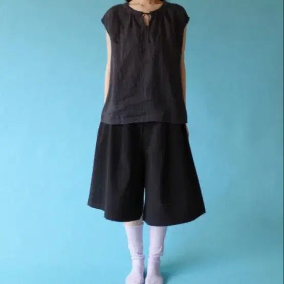 [BUNJANG] MIGU PRODUCT A-Line Bermuda Half Skirt Pants Black / [MIGU PRODUCT] A HALF SKIRT PANTS /  bla