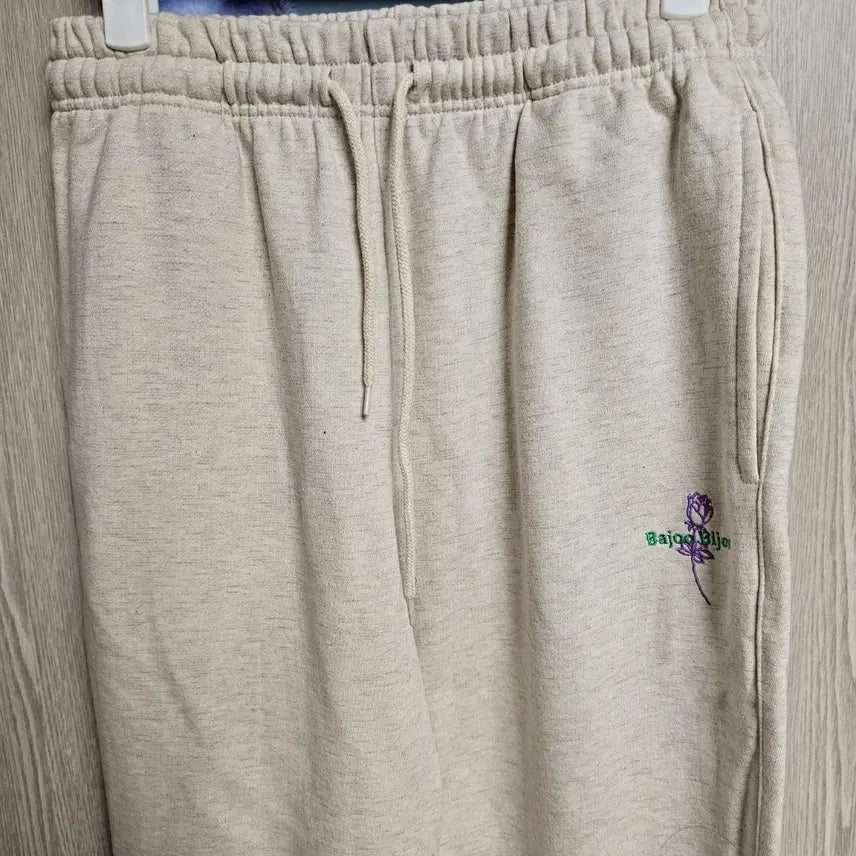 [BUNJANG] BAJUVIJU Training Pants / 바쥬비쥬 트레이닝 바지 (츄리닝) 새상품