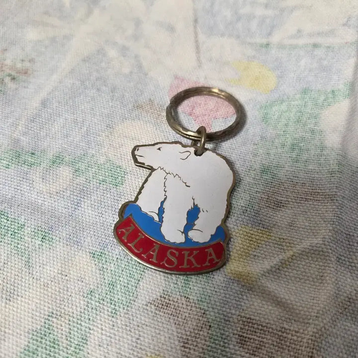 [BUNJANG] 1980s Alaska Polar Bear Vintage Keychain / 80s Alaska 북극곰 빈티지 키링