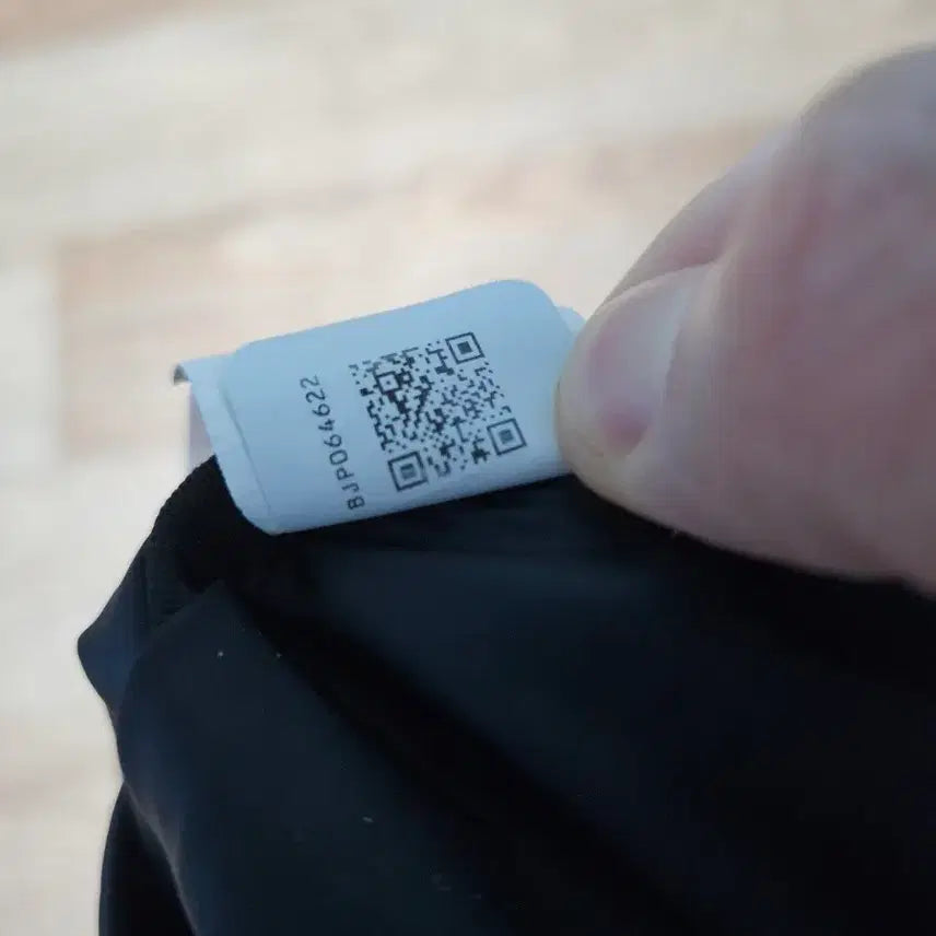 [BUNJANG] Supreme x The North Face S Logo Shoulder Bag Black (FW20) / 슈프림 x 노스페이스 S 로고 숄더백 블랙 - 20FW