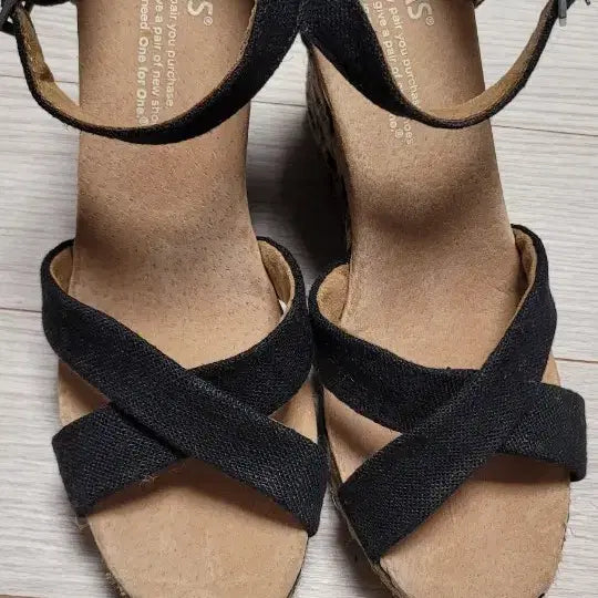 [BUNJANG] TOMS Wedge Heel Sandals Black 235mm (Fits 230mm) / 탐스 웨지힐 샌들 블랙 230