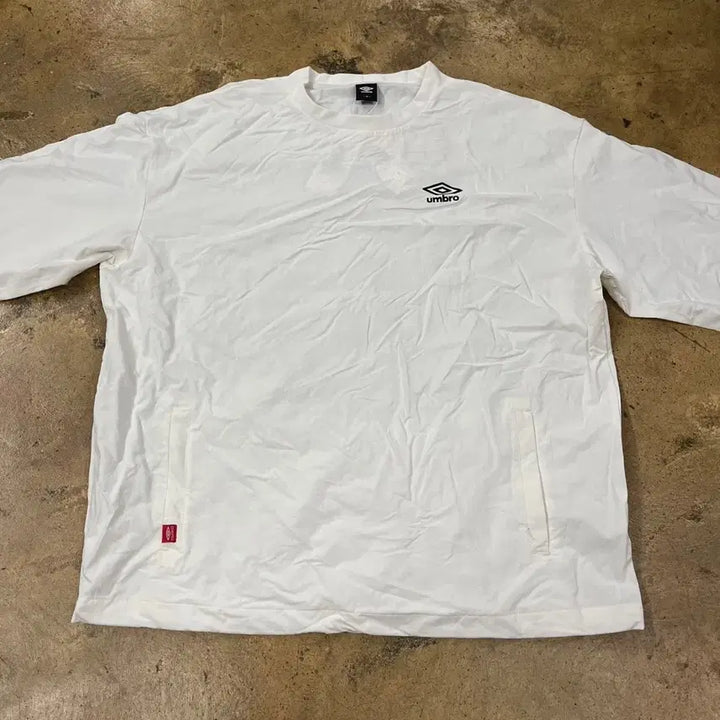 [BUNJANG] Umbro White Long Sleeve T-Shirt (2XL) / [정품/2XL] 엄브로 화이트 긴팔 티셔츠