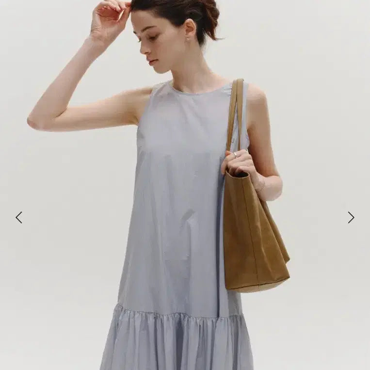 [BUNJANG] SIE Ruffle Hem Maxi Dress Fog Blue Long Version / SIE 시에 러플 헴 맥시 드레스 / 포그블루 / 롱 (새상품, 미착용)