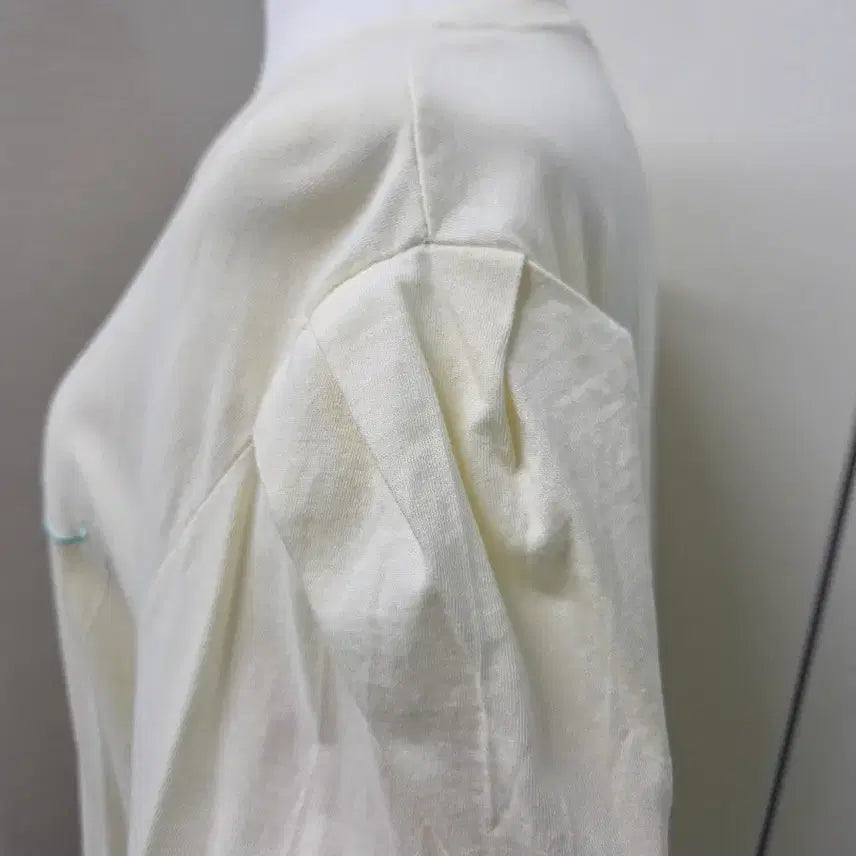 [BUNJANG] Shoulder Shirring Short Sleeve T-Shirt / (새상품)어깨 셔링 반팔 티셔츠