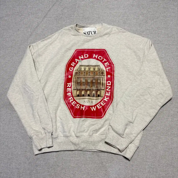 [BUNJANG] SATUR Grand Hotel Sweatshirt / SATUR 세터 맨투맨
