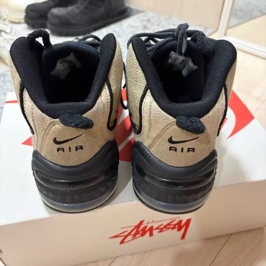 [BUNJANG] Nike Stussy Air Penny Limestone Shoes (280mm) / 나이키 스투시 에어페니 라임스톤 280