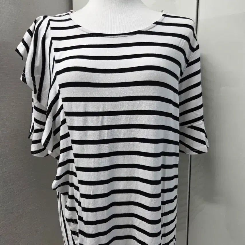 [BUNJANG] Striped Short Sleeve T-Shirt / (정가42,000원/새상품)너무 예쁜 스트라이프 반팔 티셔츠