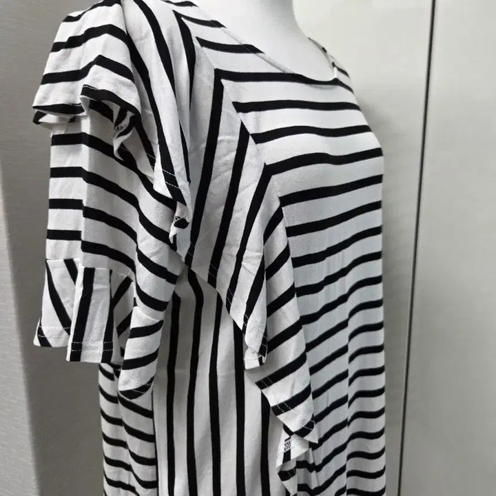 [BUNJANG] Striped Short Sleeve T-Shirt / (정가42,000원/새상품)너무 예쁜 스트라이프 반팔 티셔츠