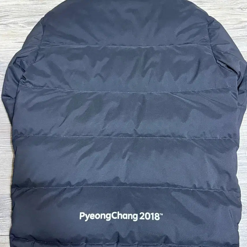 [BUNJANG] 2018 Pyeongchang Olympics Short Padded Jacket Black / 2018년 평창올림픽 숏패딩