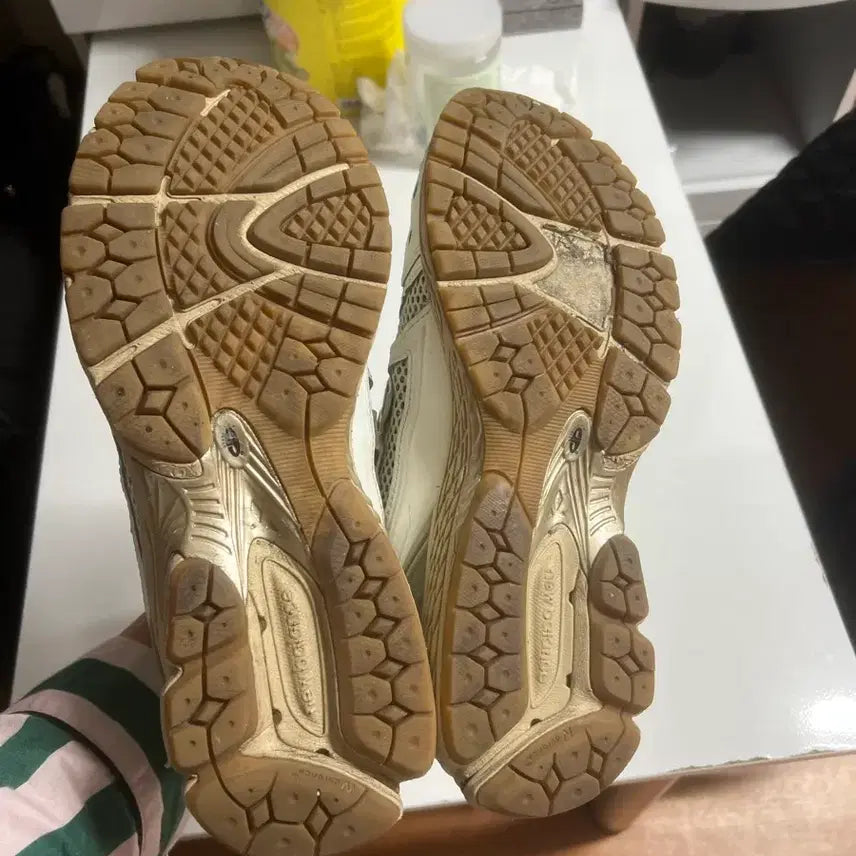 [BUNJANG] New Balance 1906R Silver Green 280 / 뉴발란스 1906R 실버 그린 280