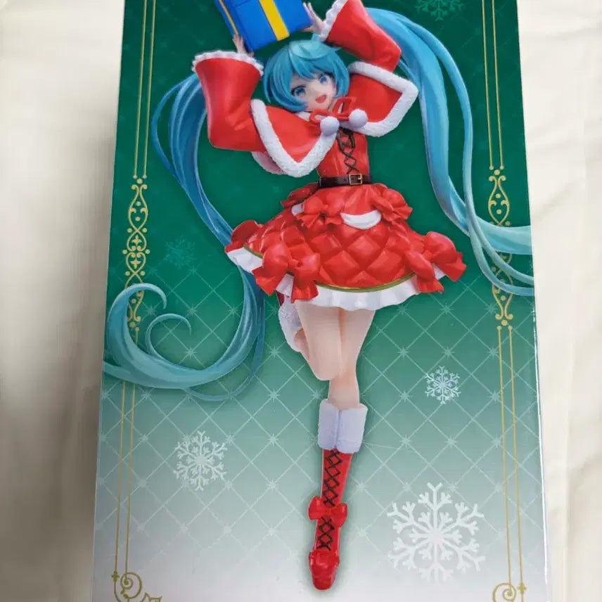 [BUNJANG] Sega Luminasta Hatsune Miku Christmas 2024 Figure / [정품] 루미나스타 하츠네 미쿠 크리스마스 2024