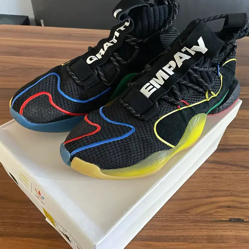 [BUNJANG] Adidas x Pharrell Williams Crazy BYW LVL X 2019 / 아디다스 x 퍼렐 윌리엄스 크레이지
