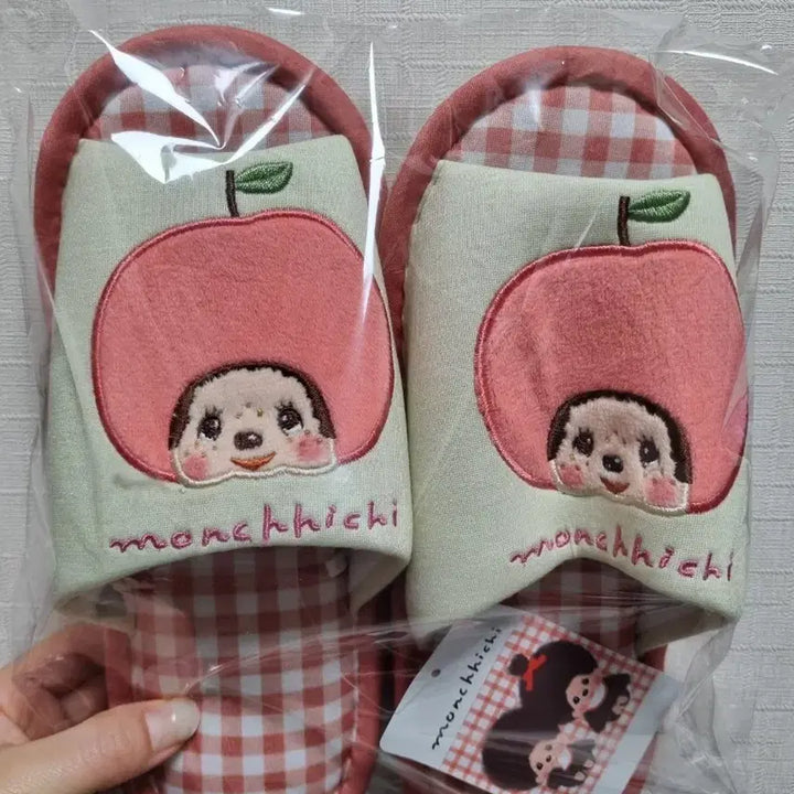 [BUNJANG] Monchhichi Apple Character Indoor Slippers / (새상품) 신상 몬치치 사과 캐릭터 실내화 룸슬리퍼