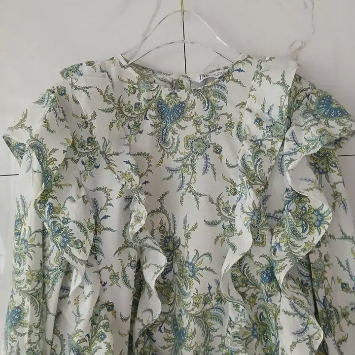 [BUNJANG] ZARA Paisley Frill Blouse / 자라 페이즐리 프릴 블라우스