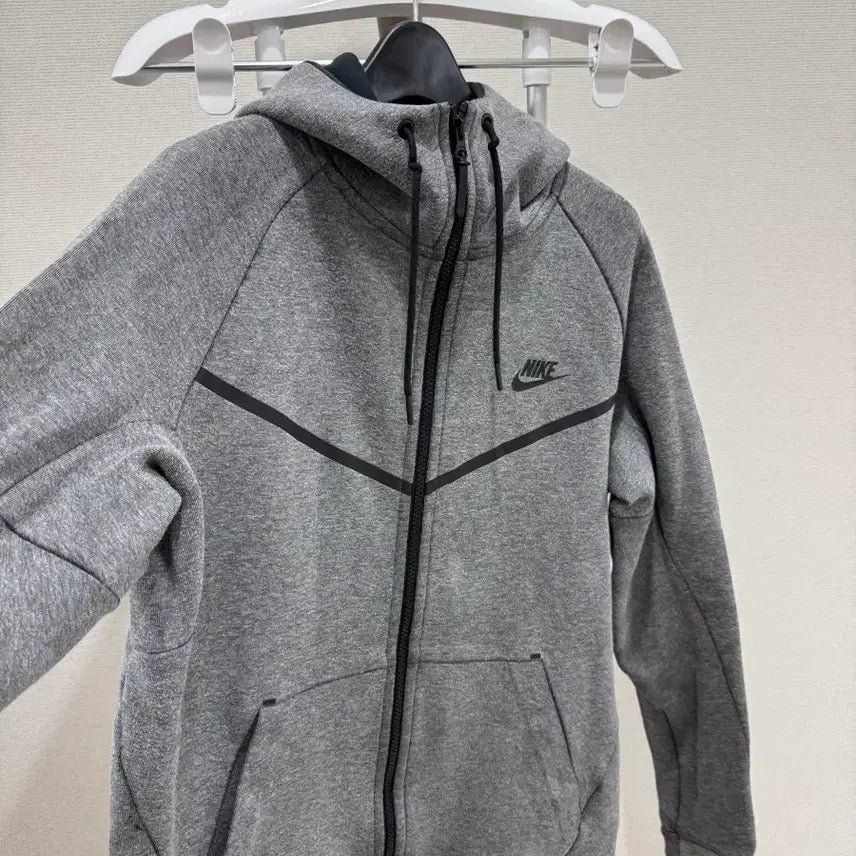 [BUNJANG] Nike Tech Fleece Windrunner Hooded Zip-Up Jacket L Size / 나이키 테크플리스 윈드러너 후드집업 L사이즈
