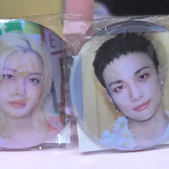 [BUNJANG] Stray Kids Hyunjin Felix Lenticular Badge / 현진 필릭스 랜틸뱃지