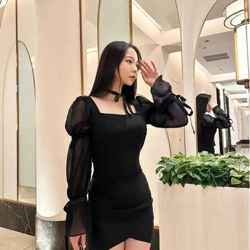 [BUNJANG] Ballerina Puff Ribbon Sleeve Blouse / 발레리나 퍼프 리본소매 블라우스 s