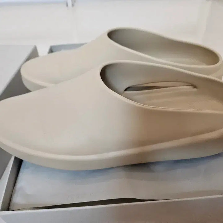 [BUNJANG] Fear of God California Mules Almond Size 43 / 피어오브갓 캘리포니아 뮬 43사이즈 아몬드
