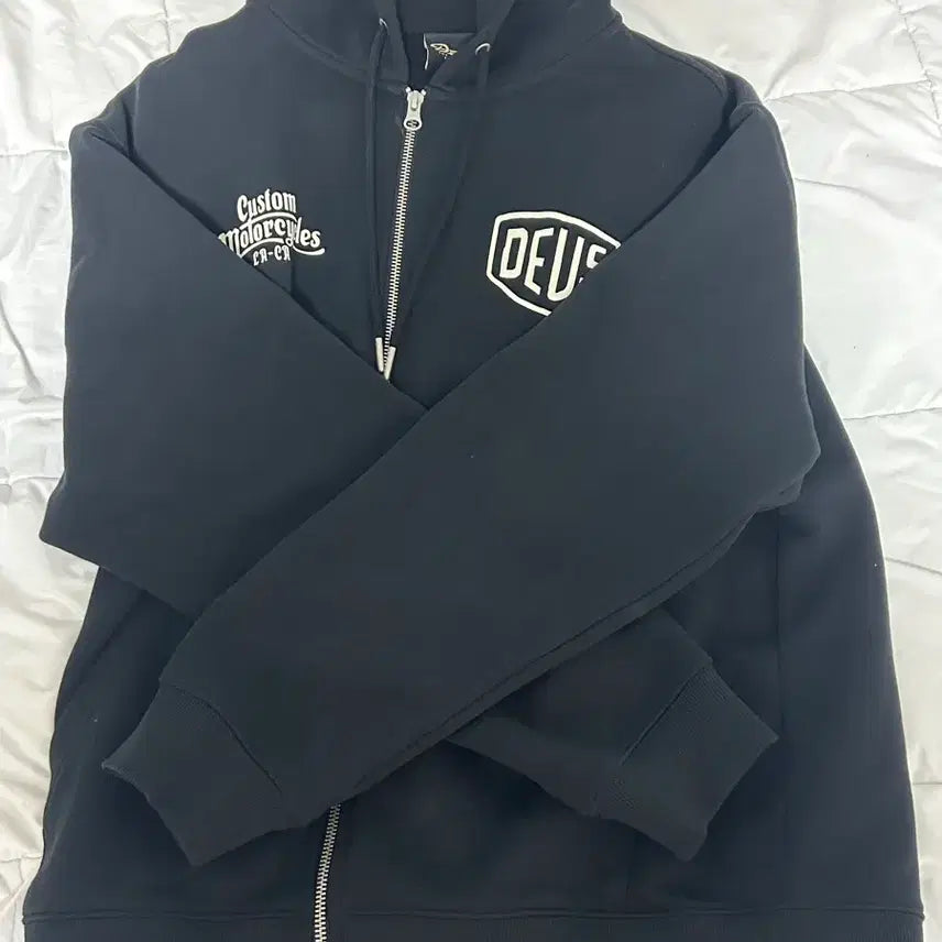 [BUNJANG] Deus Ex Machina Black Hoodie L / 데우스 엑스 마키나 후드집업 L