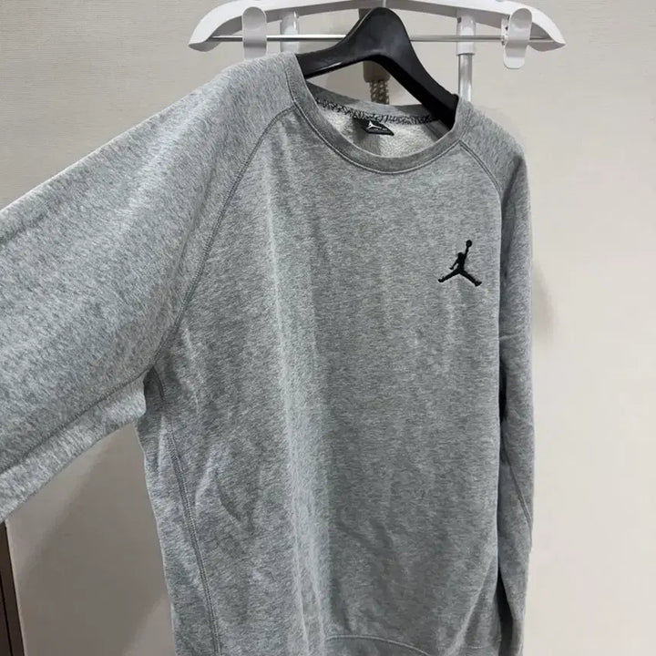 [BUNJANG] Nike Jordan Embroidered Logo Sweatshirt XL / 나이키 조던 맨투맨 XL사이즈