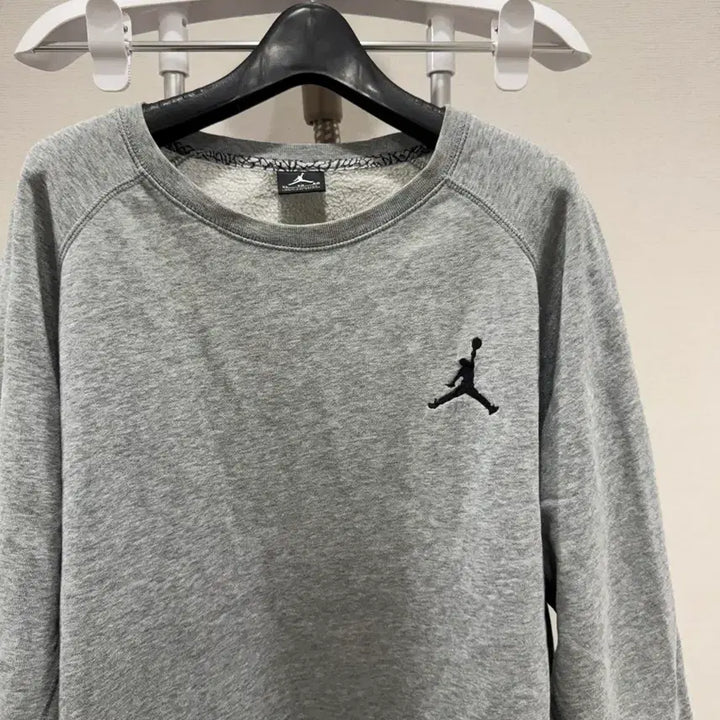[BUNJANG] Nike Jordan Embroidered Logo Sweatshirt XL / 나이키 조던 맨투맨 XL사이즈