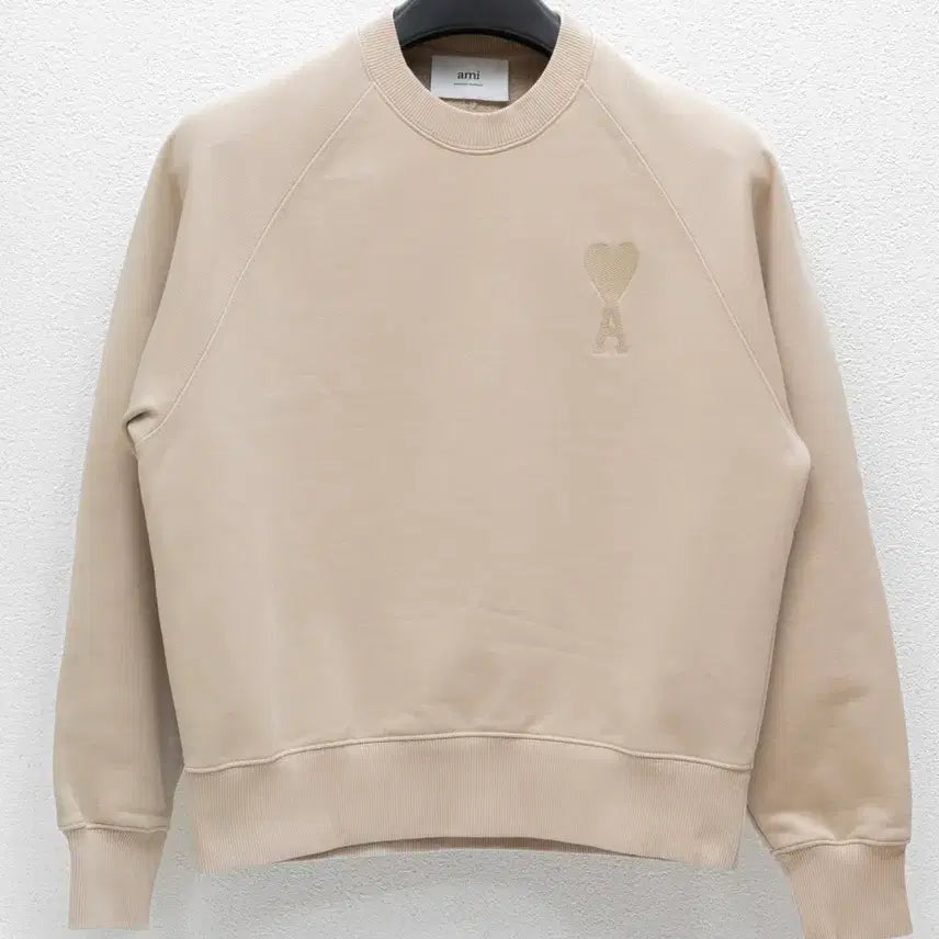 [BUNJANG] AMI Tonal Heart Logo Oversized Sweatshirt S (95) / 아미 톤온톤 하트로고 오버핏 맨투맨 S (95) e22usw002
