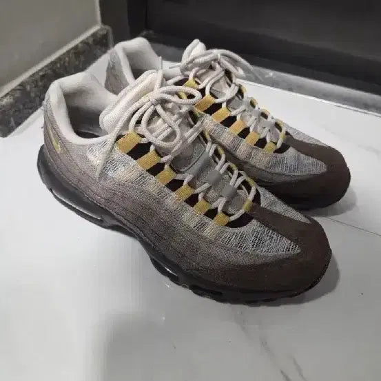 [BUNJANG] Nike Air Max 95 Ironstone / 나이키 에어맥스95 아이언스톤 275(체감270)