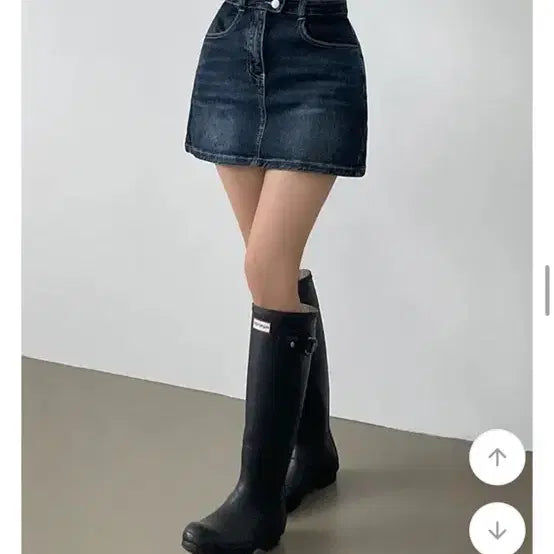 [BUNJANG] Dark Blue Denim Mini Skirt (Size L) / 진청 데님 미니스커트 L