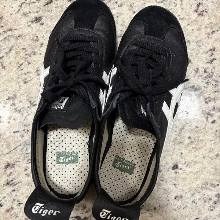 [BUNJANG] Onitsuka Tiger Mexico 66 Black Sneakers / 오니츠카타이거 멕시코66 블랙 245