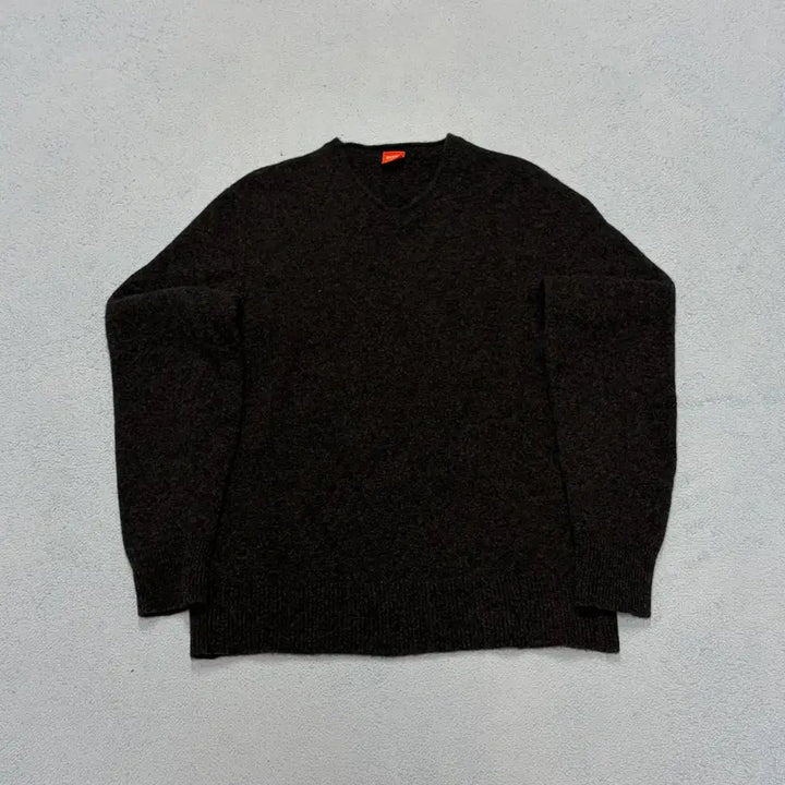 [BUNJANG] Hugo Boss Black V-Neck Knit / 95) 휴고보스 블랙 브이넥 니트