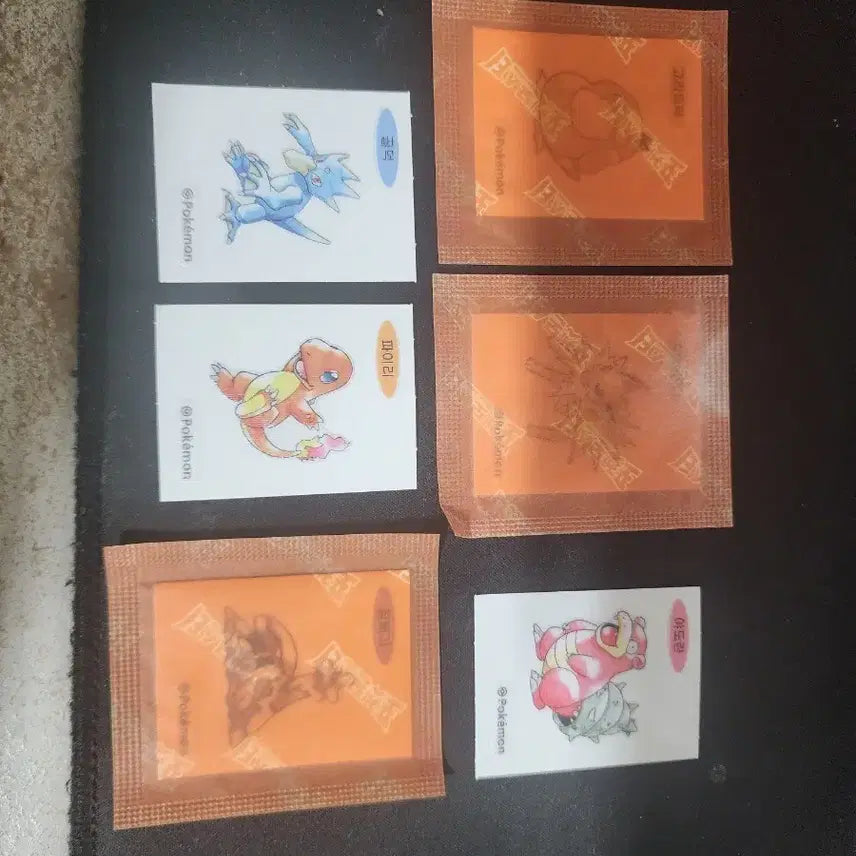 [BUNJANG] Pokemon Sticker Collection - Golduck, Slowbro, Charmander / 포켓몬 띠부씰 고라파덕. 야도란. 파이리