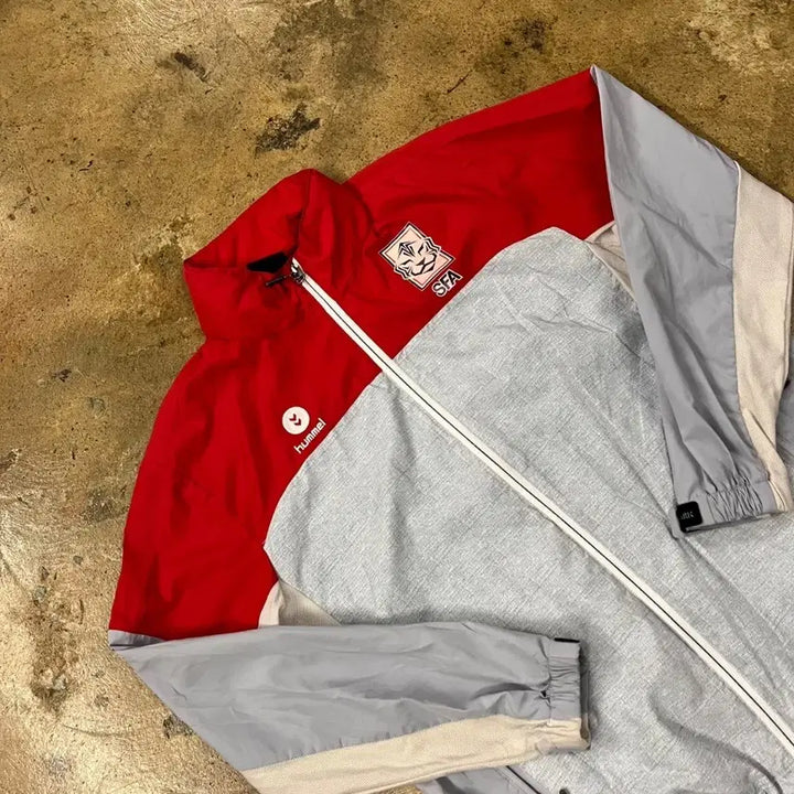 [BUNJANG] Hummel SFA Red Grey Windbreaker Jacket XL / [정품/XL] 험멜 SFA 레드 그레이 바람막이 자켓