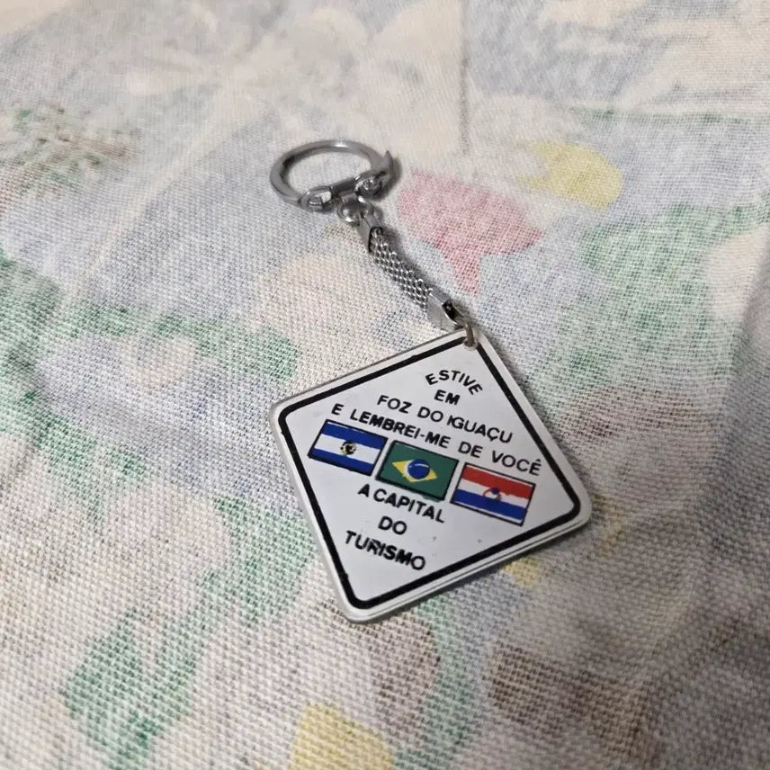 [BUNJANG] 90s Iguazu Falls Vintage Keychain / 90s 이과수 폭포 빈티지 키링