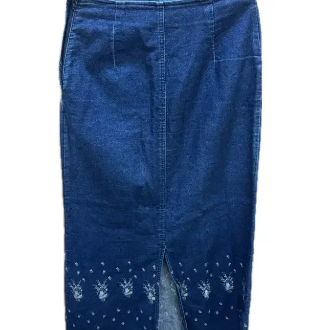 [BUNJANG] Aoi Yū Embroidered Blue Denim Skirt / 아오이 유우 깔 자수 청치마