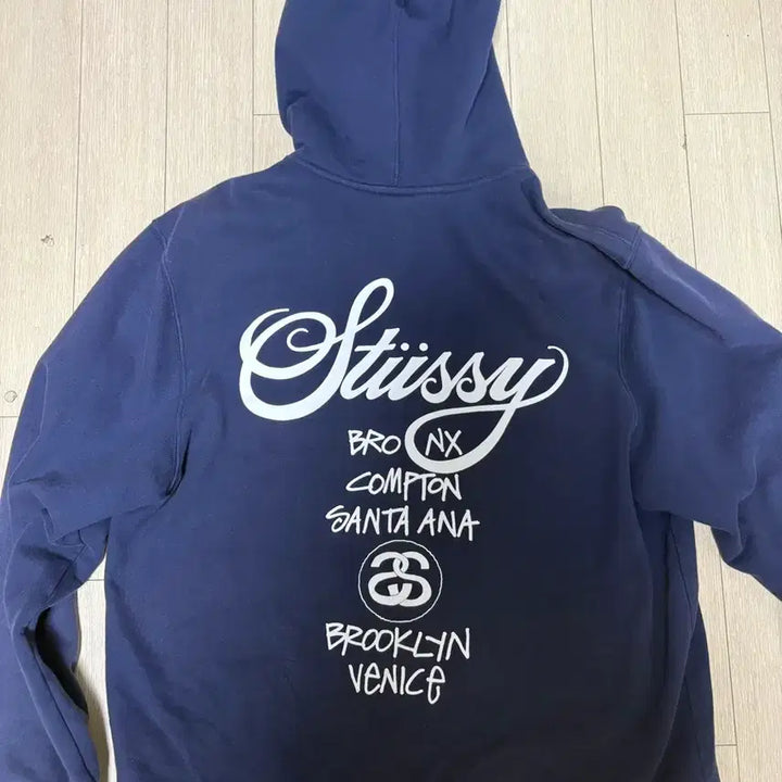 [BUNJANG] Stussy World Tour Navy Hoodie Zip-up L / 스투시 월드투어 네이비 후드집업L