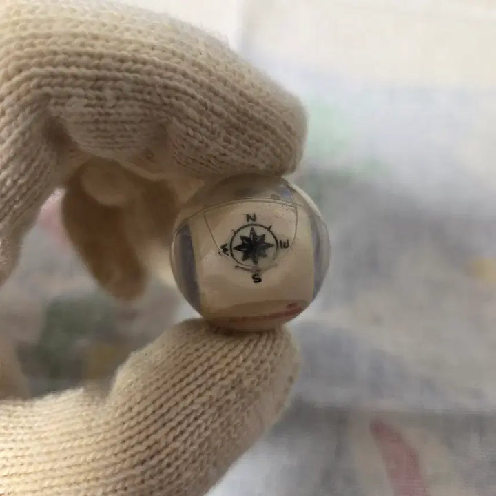[BUNJANG] 1990s Vintage Brass Compass Keychain / 90s 구형 나침반 빈티지 키링