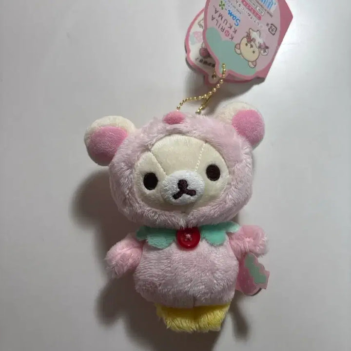 [BUNJANG] San-X Rilakkuma Strawberry Penguin Mascot Keychain / 코리락쿠마 딸기 하루 펭귄 마스코트 인형 핑크 산엑스 키링