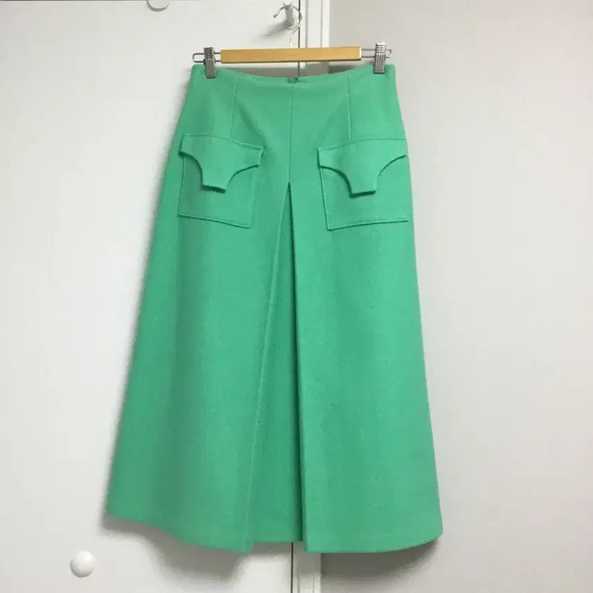 [BUNJANG] PEWEAR Kyra Mint Long Skirt Size 38 / 페이우 kyra 민트 롱 스커트 38