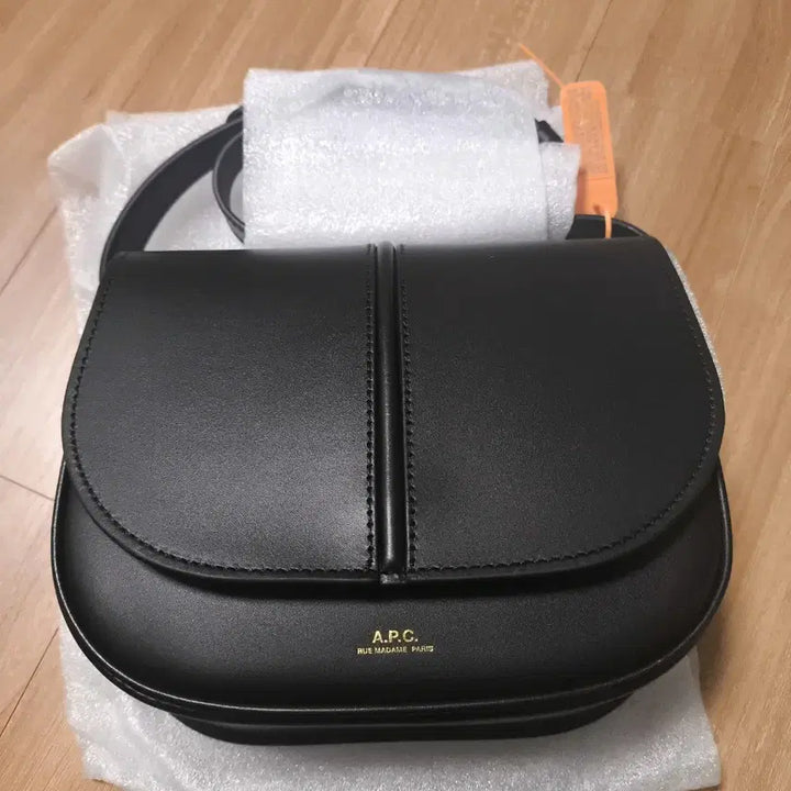[BUNJANG] A.P.C. Betty Bag Black Leather Handbag / 아페쎄 apc 베티백 블랙