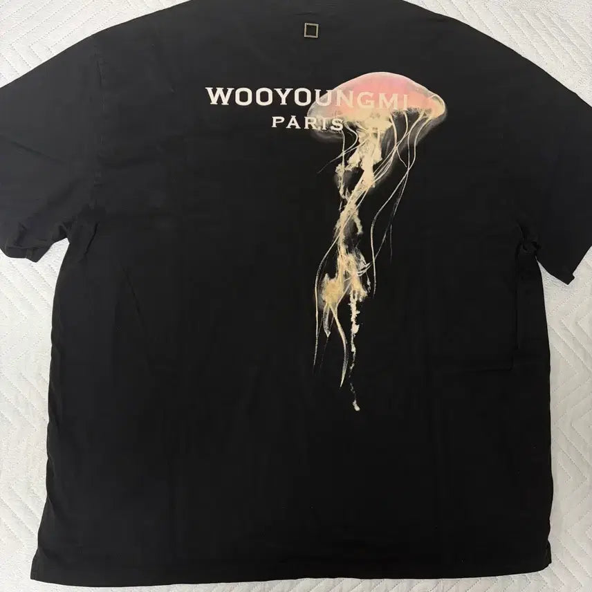 [BUNJANG] Wooyoungmi Jellyfish Back Logo T-Shirt Black / 우영미 젤리피쉬 백로고 티셔츠 블랙