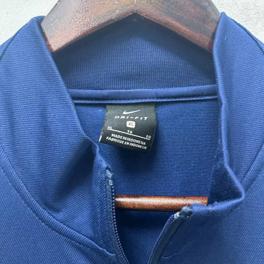 [BUNJANG] Nike Navy Track Jacket (Size 105) / [만원 아라비아빈티지]나이키 네이비 트랙 자켓 105