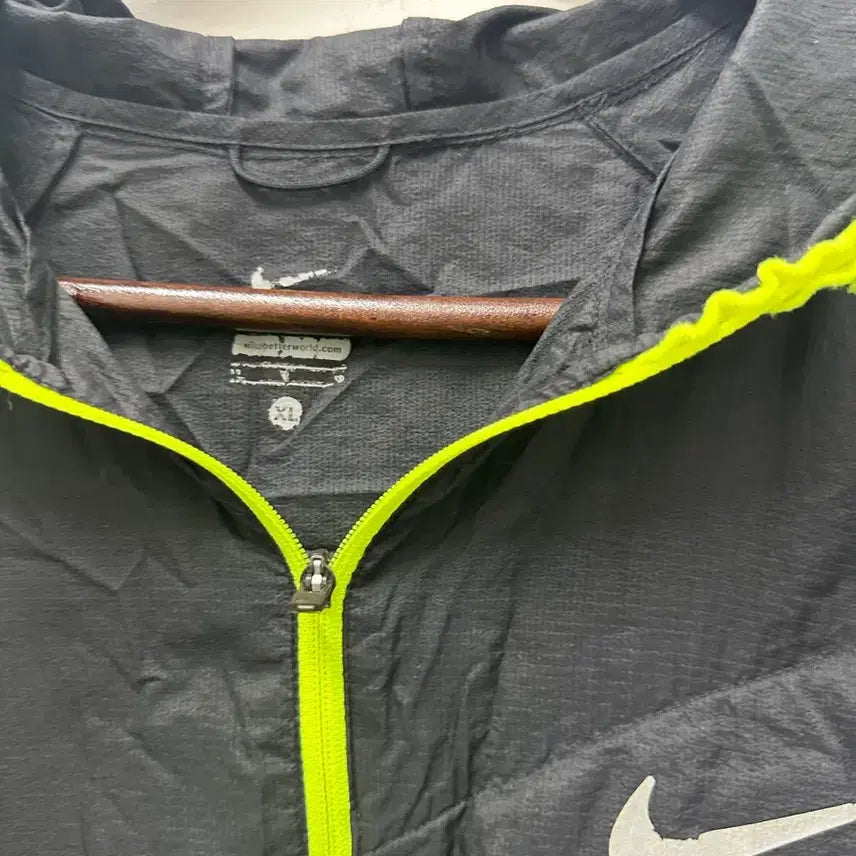 [BUNJANG] Nike Black Lightweight Windbreaker Jacket Size 105 / [만원 아라비아빈티지]나이키 블랙 경량 바람막이 105