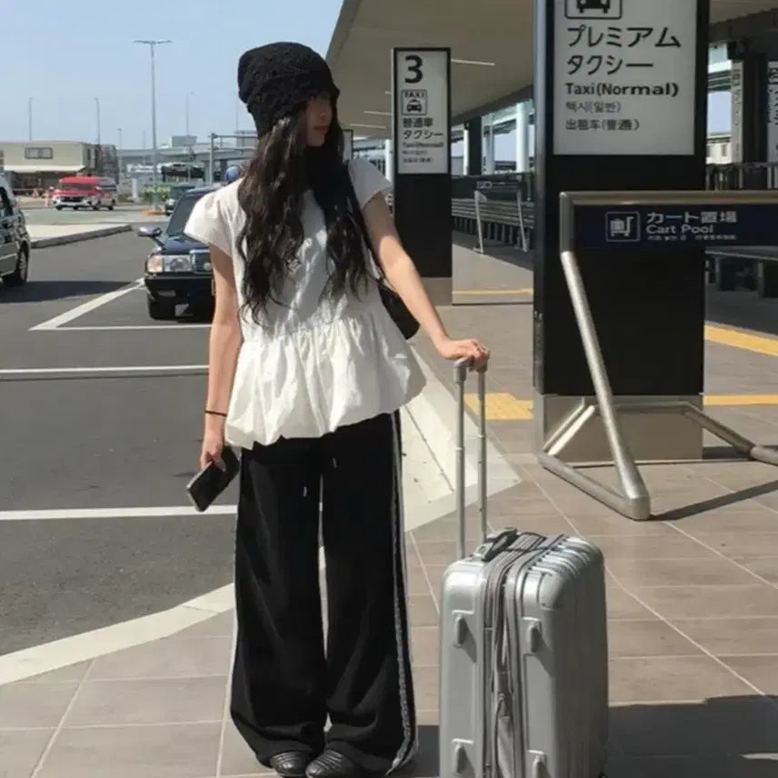 [BUNJANG] Ablae Lace Line Track Pants / 에이블리 레이스라인트랙팬츠 교신