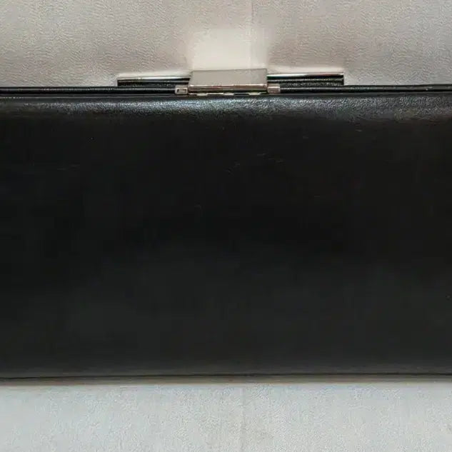 [BUNJANG] Salvatore Ferragamo Gancini Black Leather Clutch Bag / (정품)페라가모 간치니 블랙 클러치백
