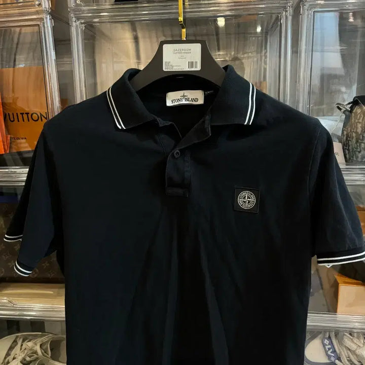 [SOLD OUT] [정품 , L사이즈] 스톤아일랜드 반팔 카라티 블랙